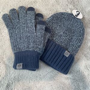 Birchwood blue beanie & gloves set